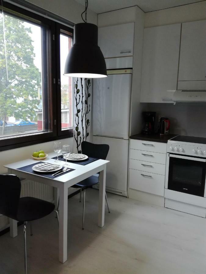 A Lovely One-Room Apartment Near The City Centre. Вааса Екстер'єр фото